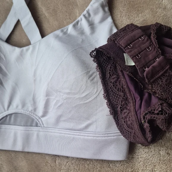 Victoria Sport Women's Cross-Back Sports Bra Lilac Rose Small Victorias Secret - Picture 5 of 13
